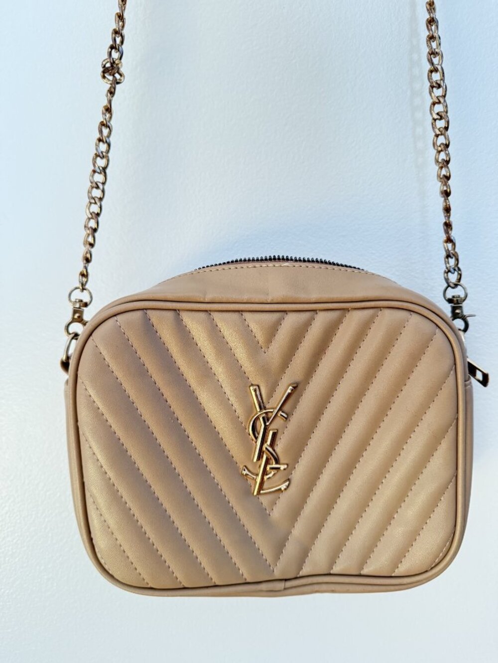 LOU LOU CAMERA BAG - BEIGE - not genuine
